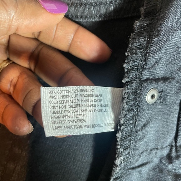 Wild Fable Black Distressed Denim Mini Skirt Edgy Y2K Size 10 - Picture 9 of 9